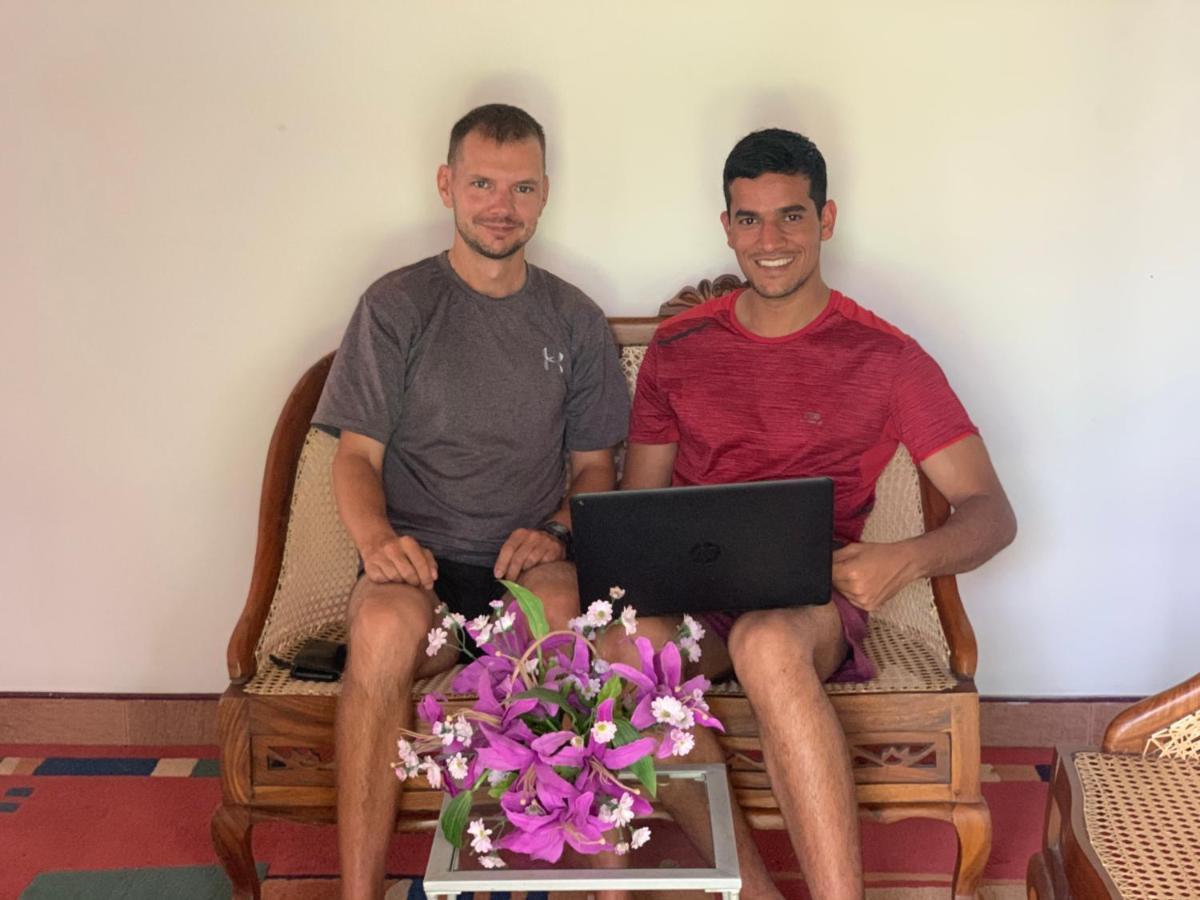 Royal Waves Negombo Otel Dış mekan fotoğraf